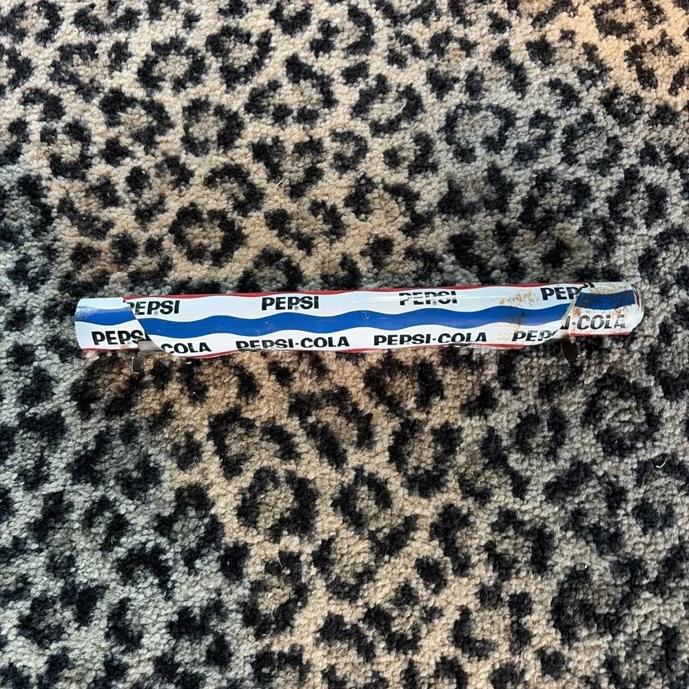 PEPSI COLA SODA SPRING ROLL SHELF LINER RETAIL STORE ADVERTISING DISPLAY Vintage